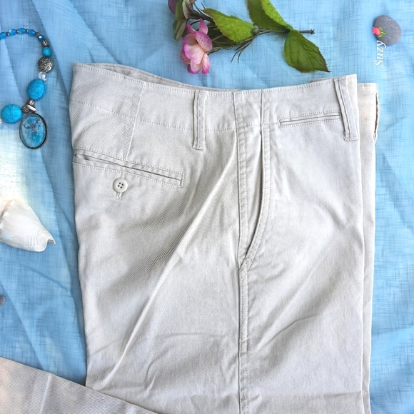 LANDS' END Mid Rise, Wide Leg, Light Beige Pants - Picture 10 of 12